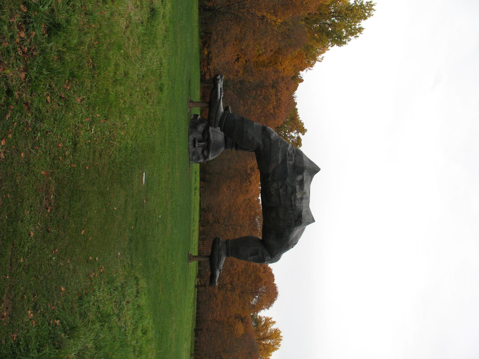 Art Students Visit New York at Storm King